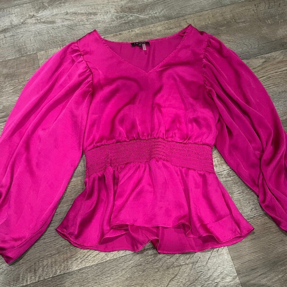 1. state pink small blouse‎
